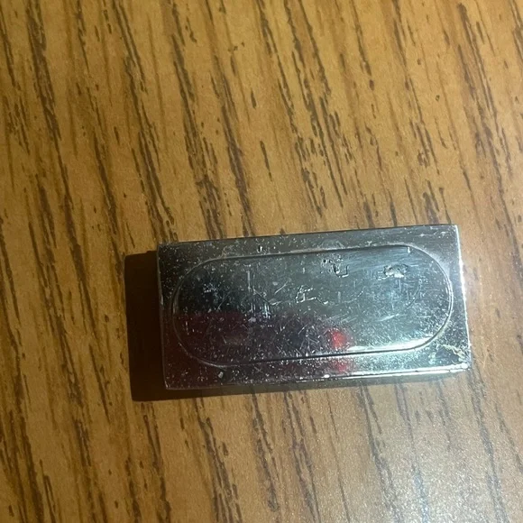 Coach vintage associate Red and Silver Emblem Pin - Picture 4 of 5